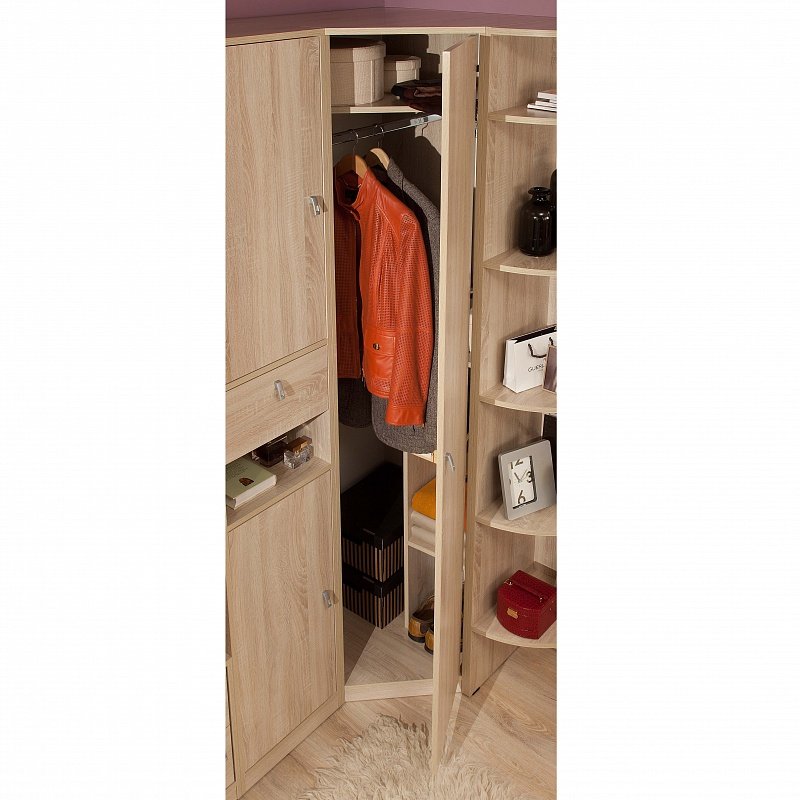 Угловой распашной шкаф в спальню Комфорт