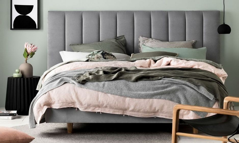 Мягкая кровать Mebelin Лайн